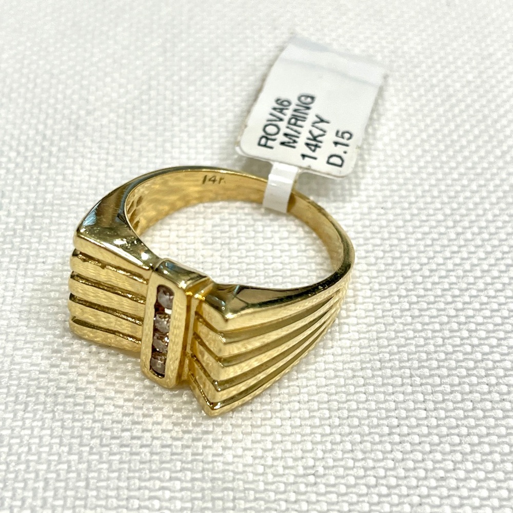 Solid 14K Yellow Gold Diamond Ribbed Men’s Ring